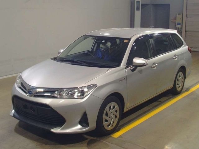 452 Toyota Corolla fielder NKE165G 2018 г. (TAA Yokohama)